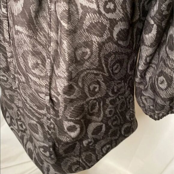 Liz Claiborne Sheer Blouse - Picture 2 of 6